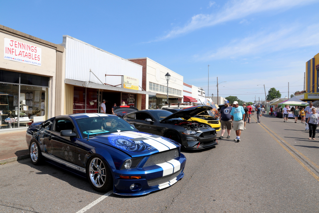 PHOTO GALLERY Down ON Main Street car show American Press American