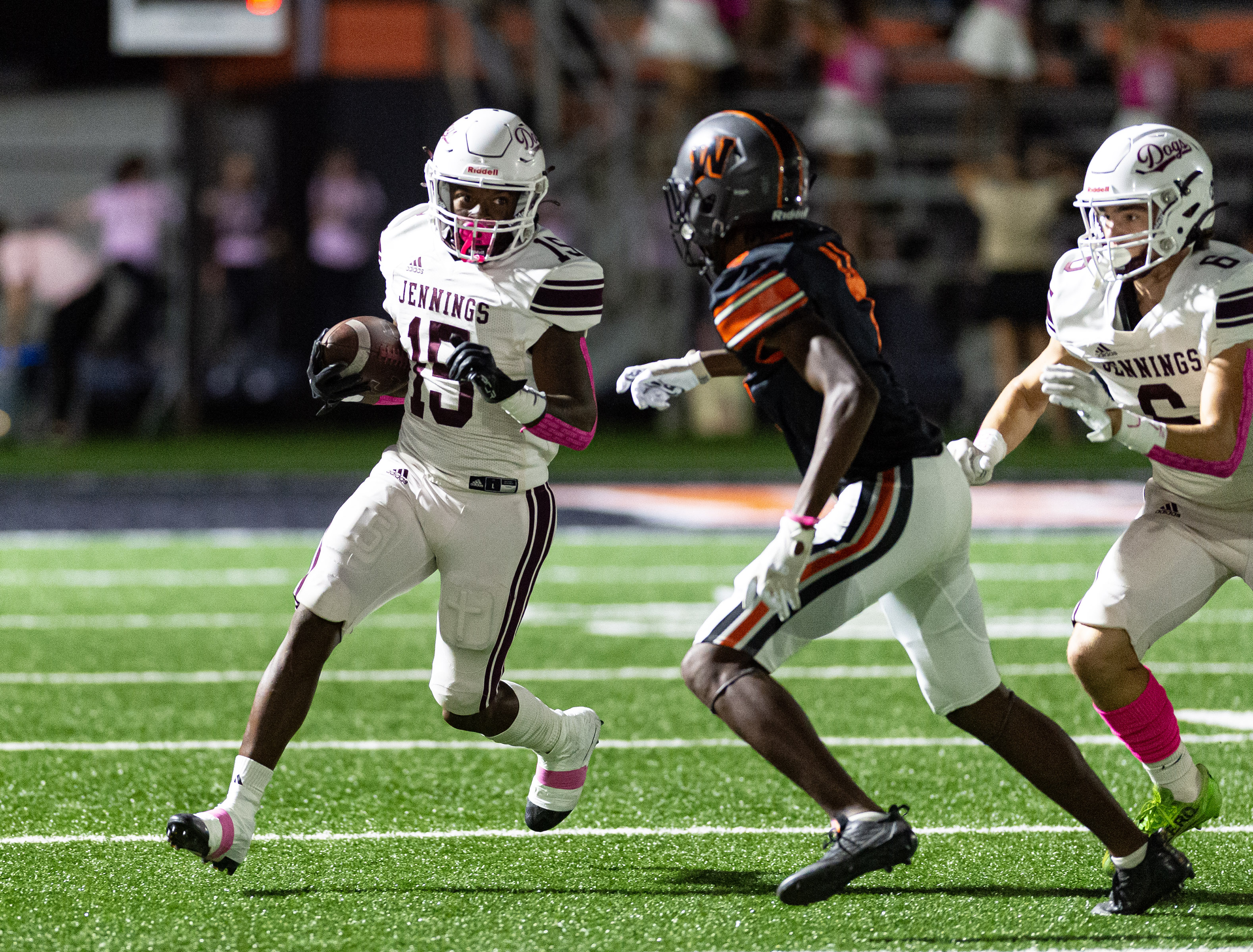 Jennings extends win streak to four games  American Press