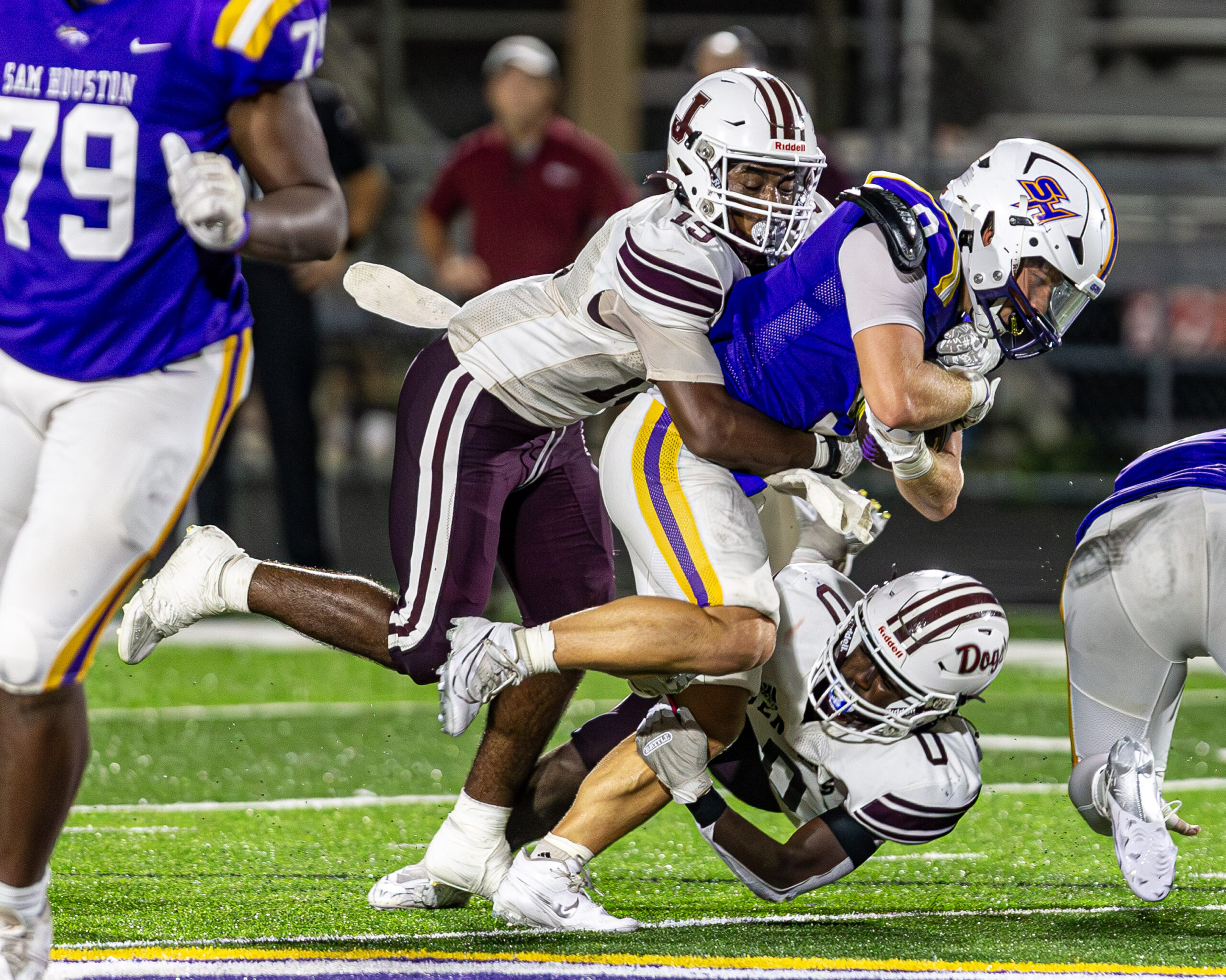 Pair of 51 teams clash in showdown, Jennings, S. Beauregard meet for